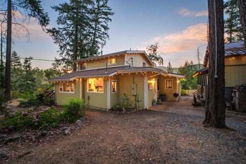 Tiny photo for 11655 Highway 238, Jacksonville, OR 97530 (MLS # 220212210)