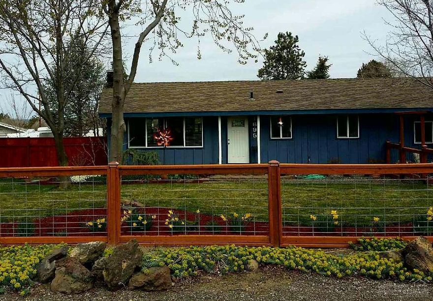 Plenty of room for your pets and family to play! Nice clean home with beautiful front and back yards, lots of flowers, water feature and koi pond. Views of Mt Jefferson and Hood. Just minutes to Redmond and Smith Rocks. Don't let this incredible value slip by!