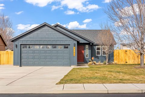 3103 SW Peridot Avenue Redmond OR 97756