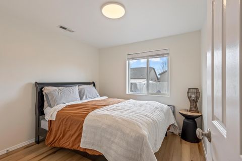 Tiny photo for 3103 SW Peridot Avenue, Redmond, OR 97756 (MLS # 220215650)