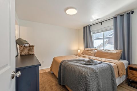 Tiny photo for 3103 SW Peridot Avenue, Redmond, OR 97756 (MLS # 220215650)