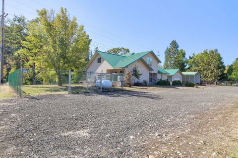 Tiny photo for 26268 Oregon 62, Trail, OR 97541 (MLS # 220217317)