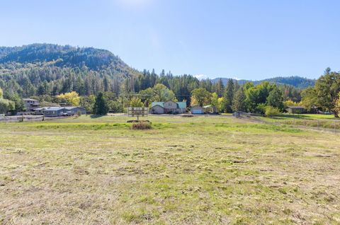 Tiny photo for 26268 Oregon 62, Trail, OR 97541 (MLS # 220217317)