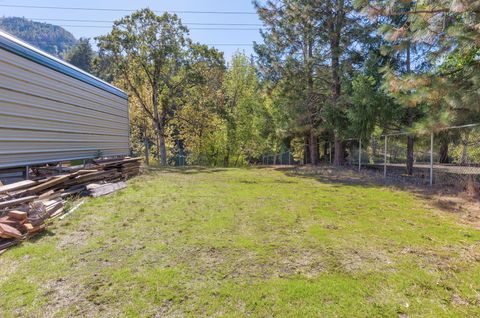 Tiny photo for 26268 Oregon 62, Trail, OR 97541 (MLS # 220217317)