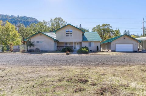 Tiny photo for 26268 Oregon 62, Trail, OR 97541 (MLS # 220217317)