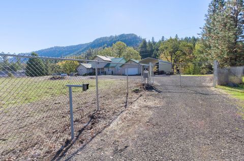 Tiny photo for 26268 Oregon 62, Trail, OR 97541 (MLS # 220217317)