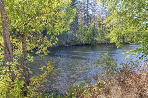 Tiny photo for 26268 Oregon 62, Trail, OR 97541 (MLS # 220217317)