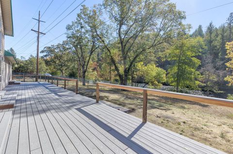 Tiny photo for 26268 Oregon 62, Trail, OR 97541 (MLS # 220217317)