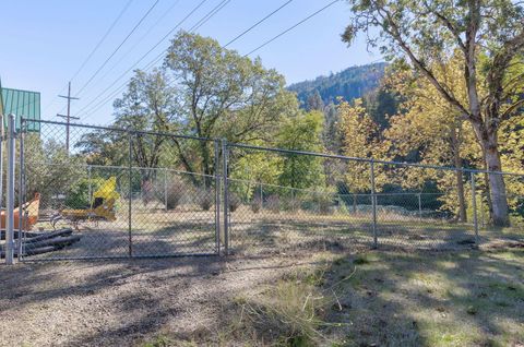 Tiny photo for 26268 Oregon 62, Trail, OR 97541 (MLS # 220217317)