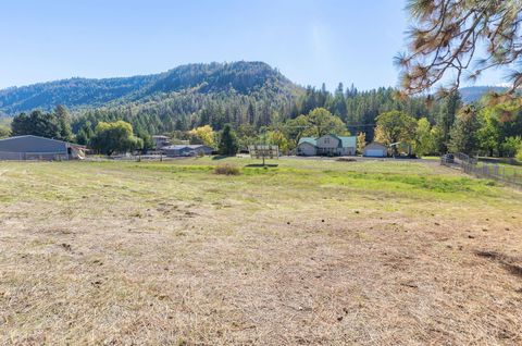 Tiny photo for 26268 Oregon 62, Trail, OR 97541 (MLS # 220217317)