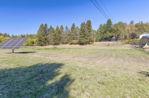 Tiny photo for 26268 Oregon 62, Trail, OR 97541 (MLS # 220217317)