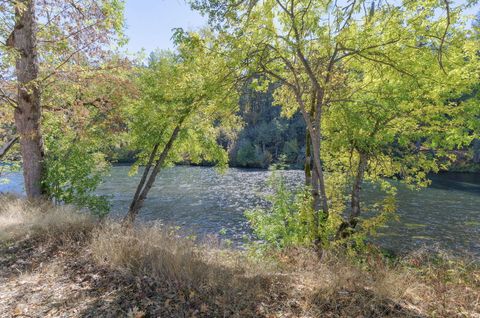 Tiny photo for 26268 Oregon 62, Trail, OR 97541 (MLS # 220217317)