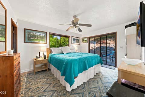 Tiny photo for 466 Laurel Drive, Roseburg, OR 97471 (MLS # 220227199)