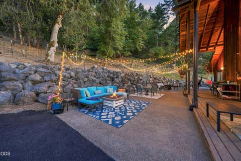 Tiny photo for 466 Laurel Drive, Roseburg, OR 97471 (MLS # 220227199)