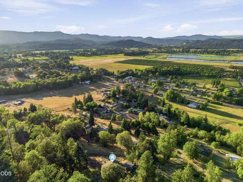 Tiny photo for 466 Laurel Drive, Roseburg, OR 97471 (MLS # 220227199)