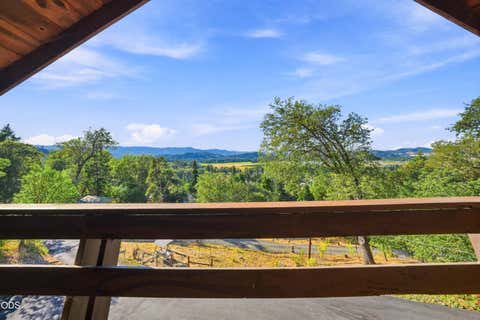Tiny photo for 466 Laurel Drive, Roseburg, OR 97471 (MLS # 220227199)