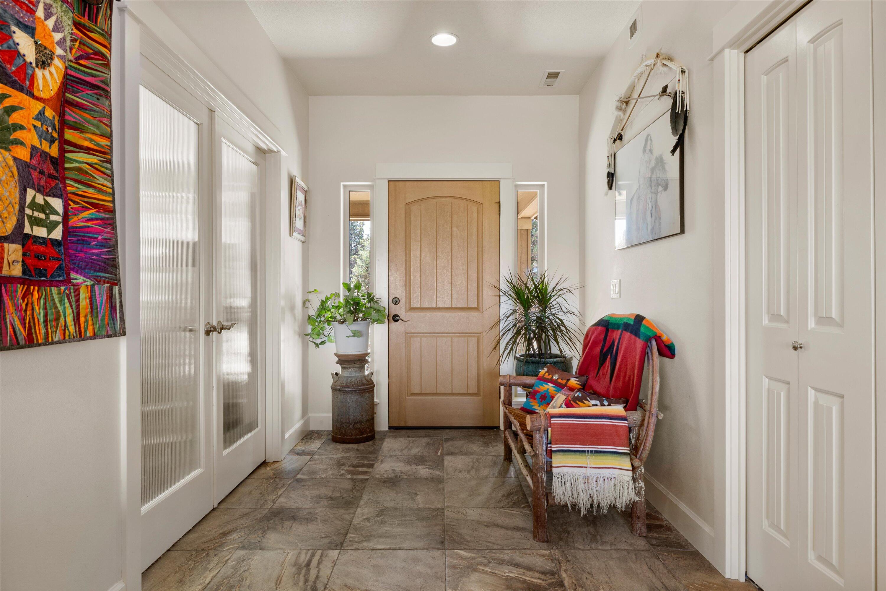 1414 NW Pinecrest Lane