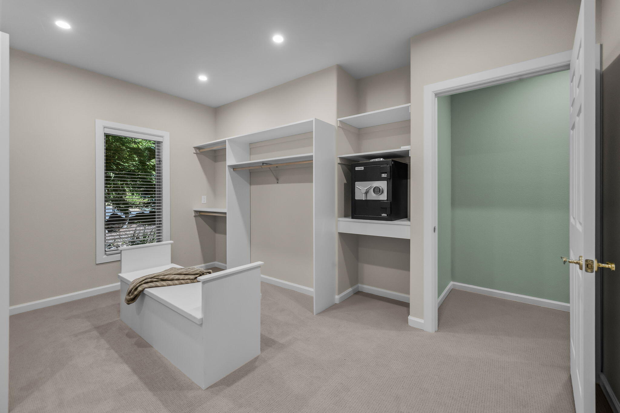 Broken Top - Residential