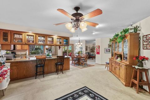 Tiny photo for 2489 Senate Way, Medford, OR 97504 (MLS # 220213944)