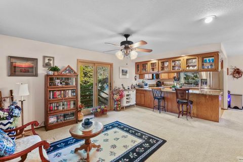 Tiny photo for 2489 Senate Way, Medford, OR 97504 (MLS # 220213944)