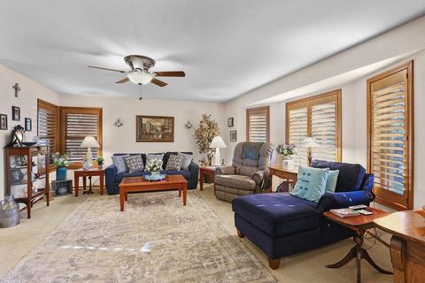 Tiny photo for 2489 Senate Way, Medford, OR 97504 (MLS # 220213944)