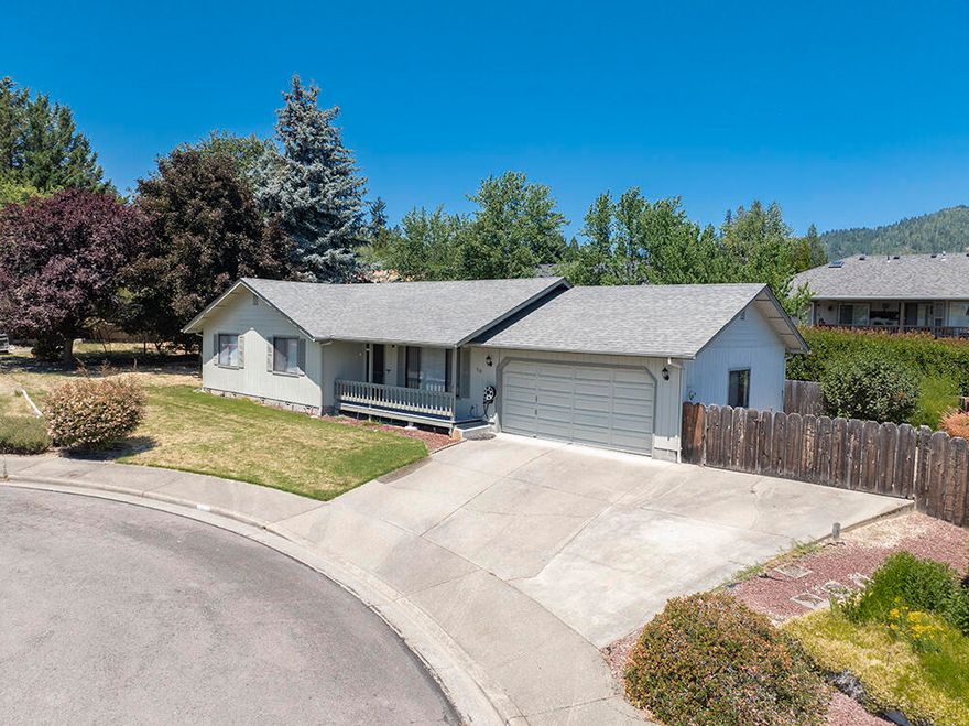 Single-Level 3 Bed 2 Bath Home on a Quiet and Desirable Cul-de-Sac in NW Grants Pass! This Home is located in a Lovely Neighborhood of Similar Homes, and within Walking Distance of Schools and Parks and Club Northwest! You will love the Light and Bright Open Living Room with Vaulted Ceiling. Enjoy a Spacious Kitchen with Nice Dining Area, Pantry, and All Appliances Included! Nice Master Bedroom plus Two Nice Guest Bedrooms and Guest Bath. Attached Fully-Finished Two-Car Garage, plus plenty of Driveway and Street Parking! The Bonus Side RV/Trailer Parking is perfect for your Extra Vehicles and Toys! The Huge Rear Patio is accessed directly from the Kitchen/Dining Area, making for Ideal Outdoor Living Space. This is a Great Home in a Fantastic NW Grants Pass Location, and at a Superb Price Point! Available and Ready for Immediate Occupancy.