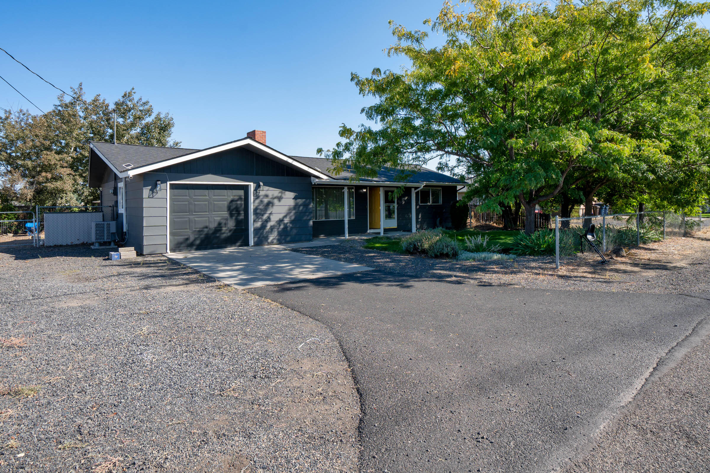 Meadowbrook Estate - Residential