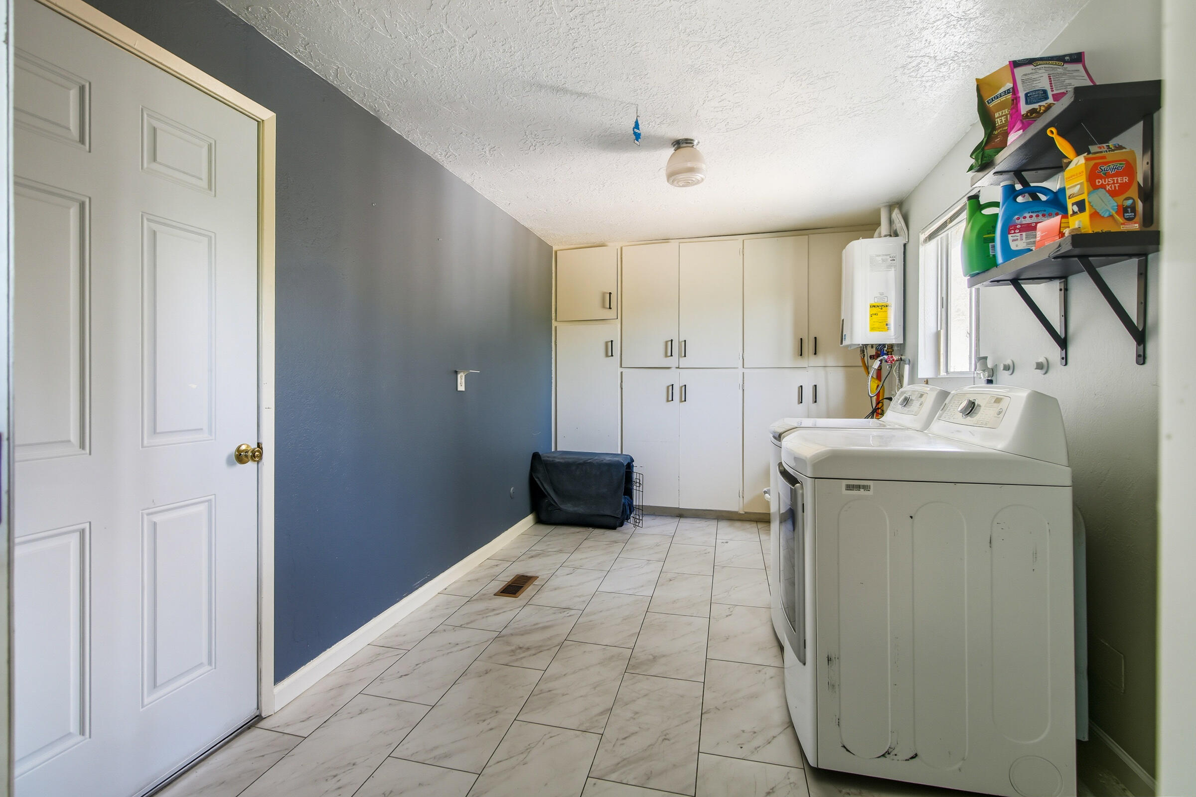 Meadowbrook Estate - Residential