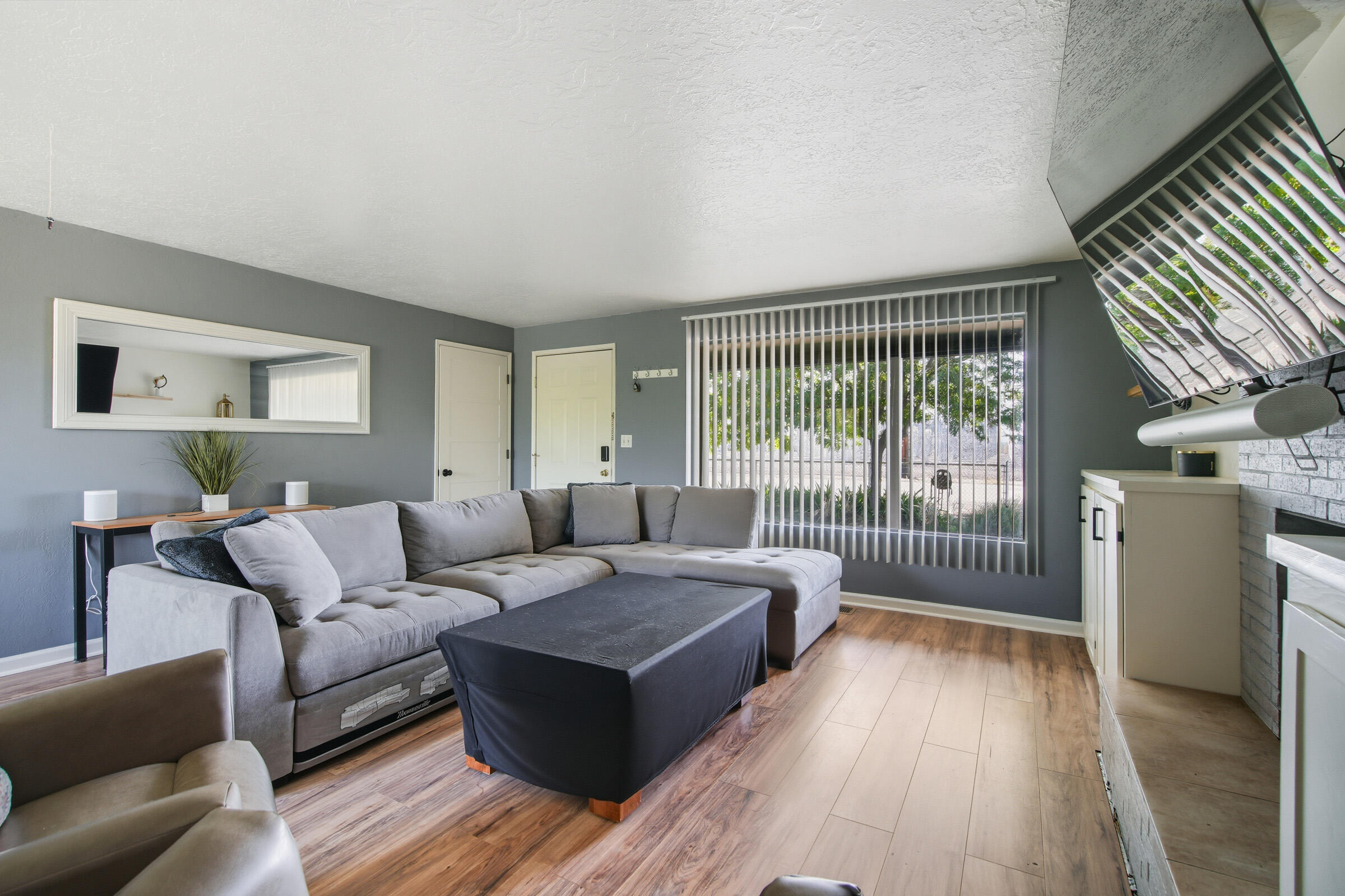 664 SW 35th Street