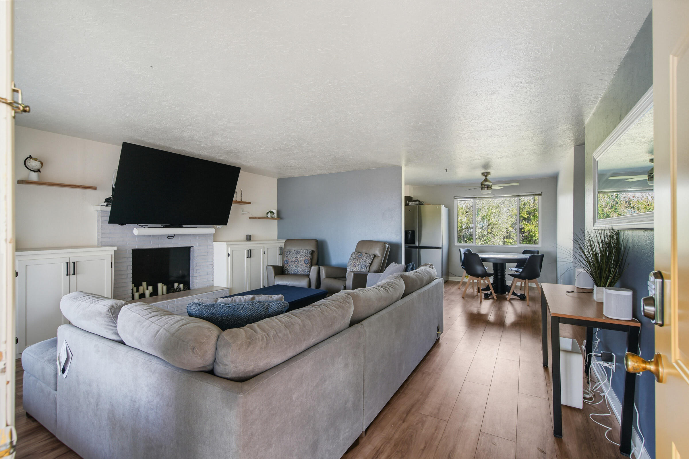 664 SW 35th Street