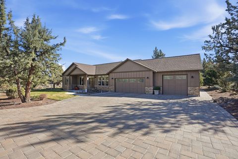 Photo of 2440 Linnet Lane, Redmond, OR 97756 (MLS # 220217670)
