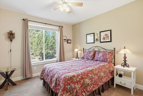 Tiny photo for 2440 Linnet Lane, Redmond, OR 97756 (MLS # 220217670)