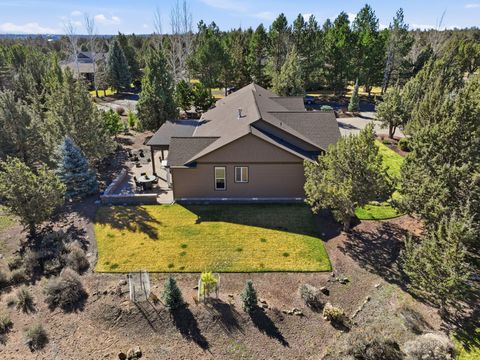 Tiny photo for 2440 Linnet Lane, Redmond, OR 97756 (MLS # 220217670)