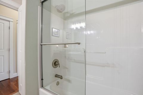 Tiny photo for 2440 Linnet Lane, Redmond, OR 97756 (MLS # 220217670)