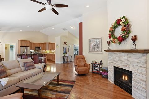 Tiny photo for 2440 Linnet Lane, Redmond, OR 97756 (MLS # 220217670)