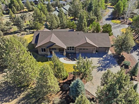 Tiny photo for 2440 Linnet Lane, Redmond, OR 97756 (MLS # 220217670)