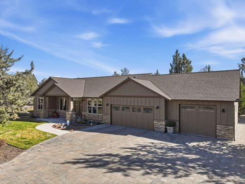 Tiny photo for 2440 Linnet Lane, Redmond, OR 97756 (MLS # 220217670)