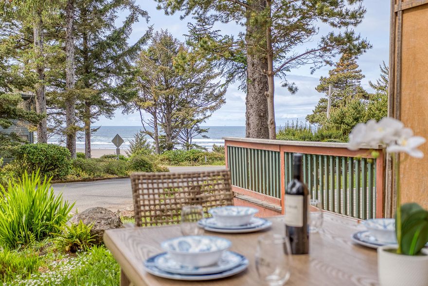 This wonderful townhome is located in the charming coastal town of Newport. Less than a 1/4 mile from the pristine Agate Beach. Agate Beach is well known for its long stretch of sandy shoreline. Perfect for walking, Kite Flying and don't forget to look for beautiful pieces of Agate being washed up on shore. Newport is a charming coastal town nestled along the central Oregon coast, known for its picturesque coast and sunsets. The home is a corner unit and is setup for relaxing, hanging out and just listening to the ocean. Don't forget to turn on the hot tub and enjoy.