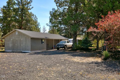 Tiny photo for 16845 Varco Road, Bend, OR 97703 (MLS # 220222787)