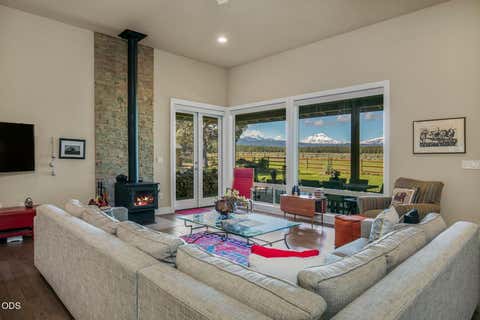 Tiny photo for 16845 Varco Road, Bend, OR 97703 (MLS # 220222787)
