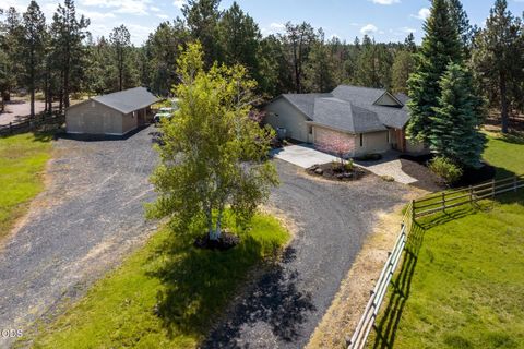 Tiny photo for 16845 Varco Road, Bend, OR 97703 (MLS # 220222787)