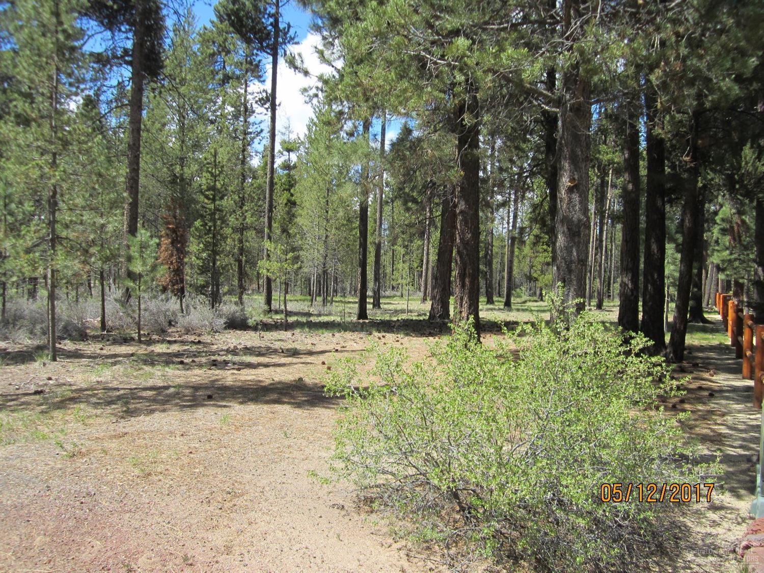 Wagon Trail Acreages - Land