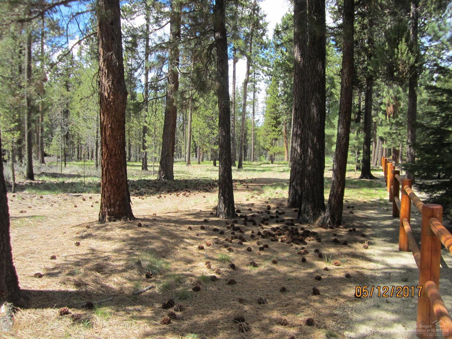 Wagon Trail Acreages - Land