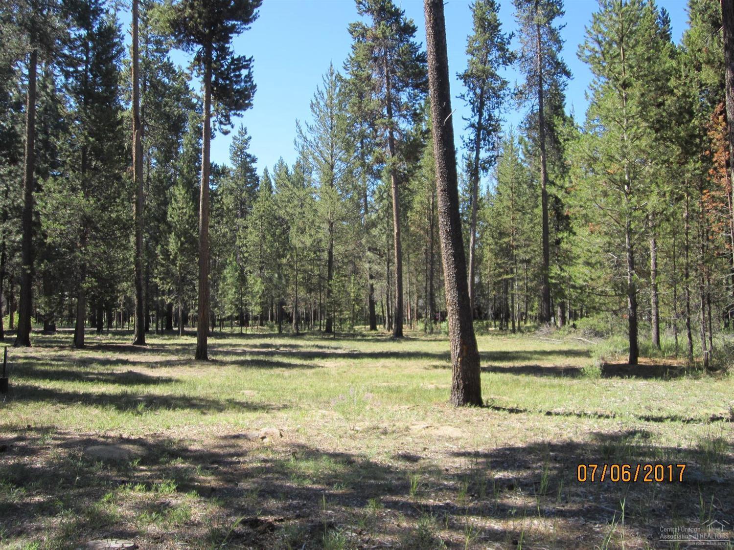 Wagon Trail Acreages - Land