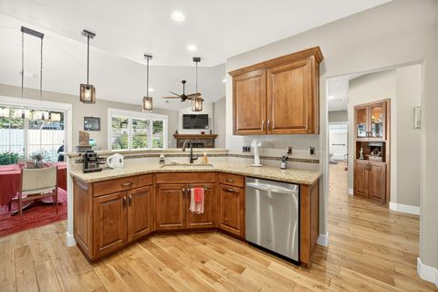 Tiny photo for 3681 Windgate Street, Medford, OR 97504 (MLS # 220211121)