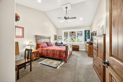 Tiny photo for 3681 Windgate Street, Medford, OR 97504 (MLS # 220211121)