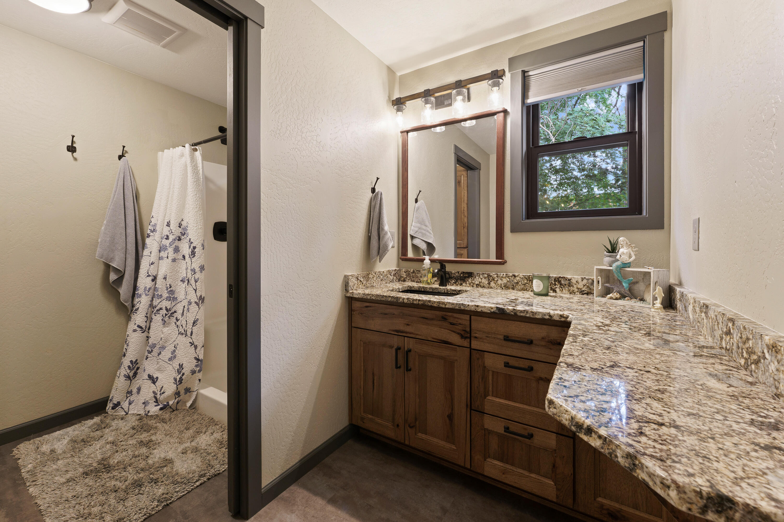 Deschutes RiverWoods - Residential