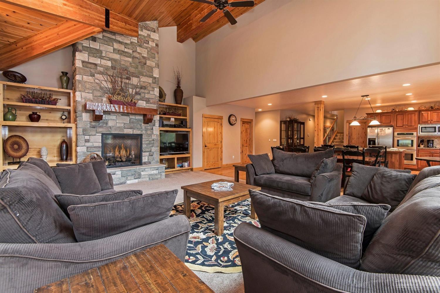 Fairway Crest Village - Residential