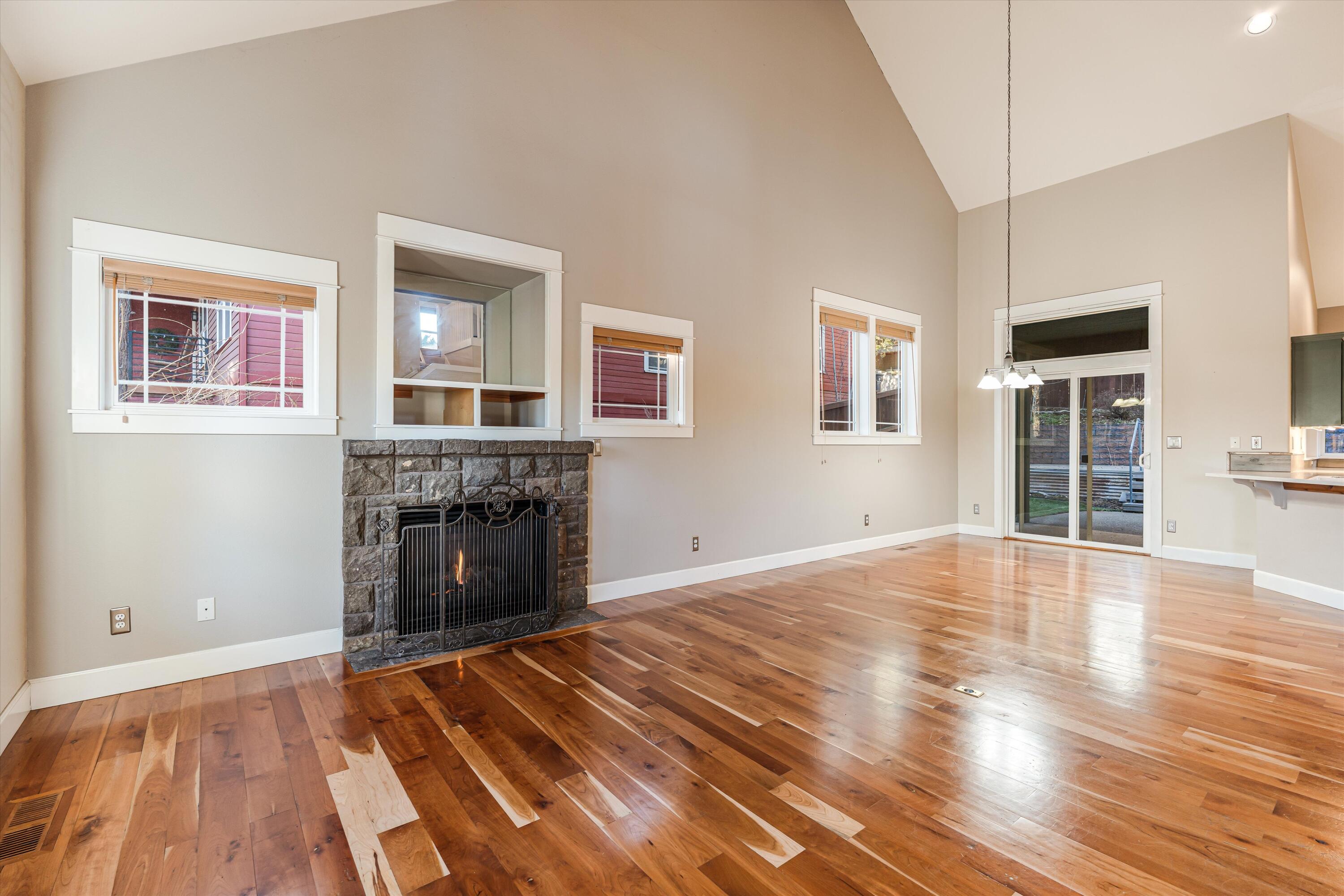 1665 NW Albany Avenue