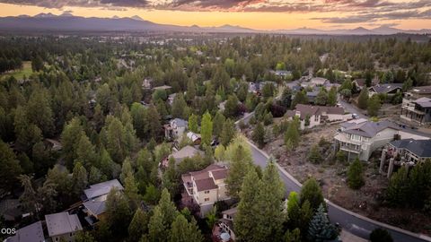 Tiny photo for 1819 SW Troon Avenue, Bend, OR 97702 (MLS # 220224083)